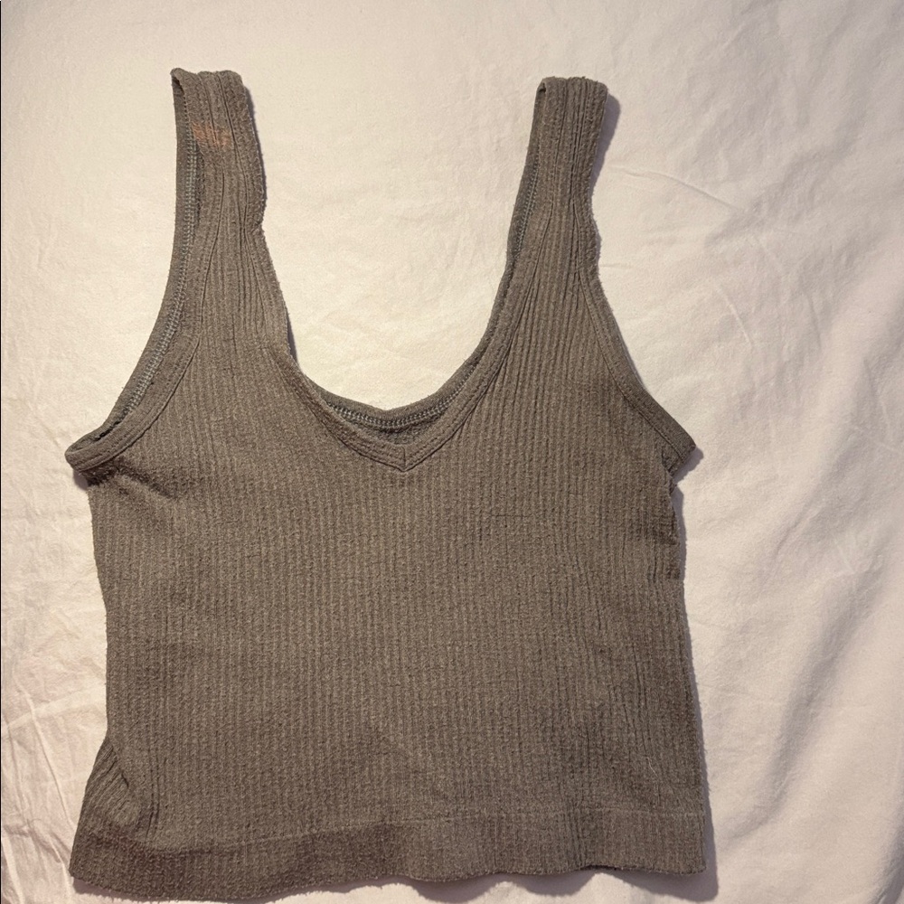 Gray Ribbed Cropped Tank - Picture 3 of 3